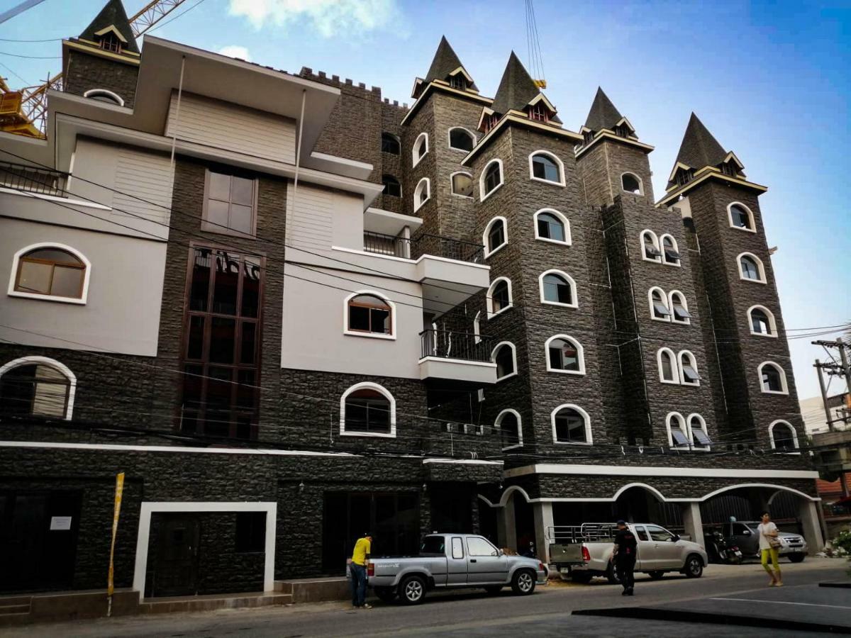 Castle Suites 芭達亞 外观 照片